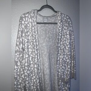 Rachel Zoe Leopard Print Soft Fuzzy  Hooded Open Cardigan Front Pockets - Small